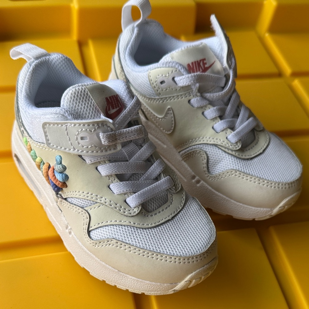 Nike Kids' White and Tan Sneakers